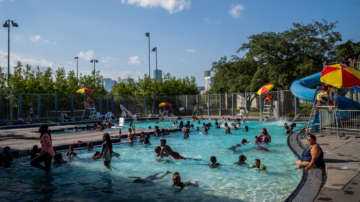 休斯顿市提醒民众夏季游泳注意安全