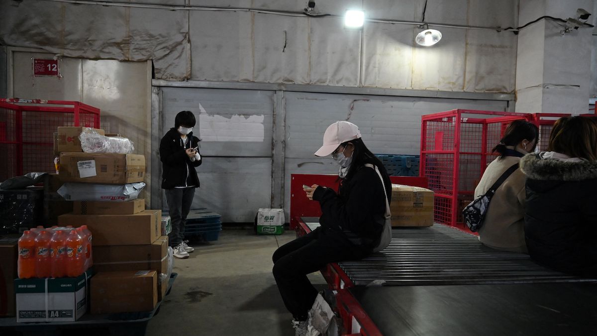 【禁闻】记者直击：中国百业萧条 小企业主苦撑度日