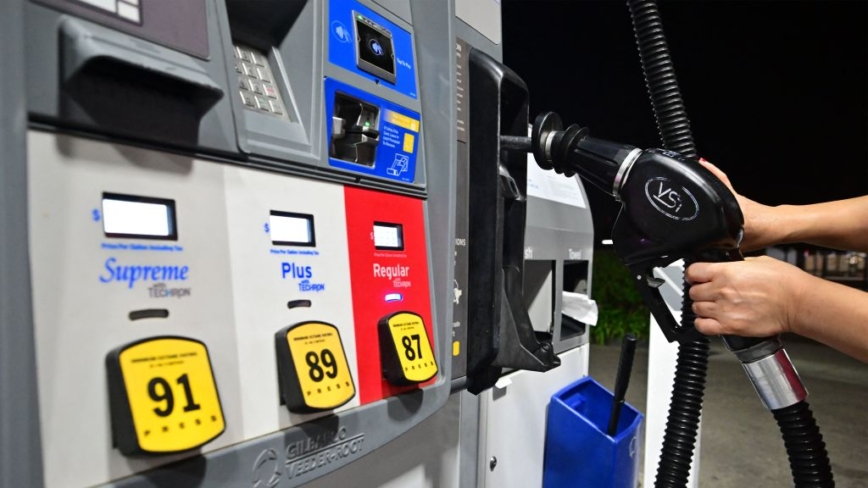 美油價每加侖3.44美元 專家：夏季有望再跌10%