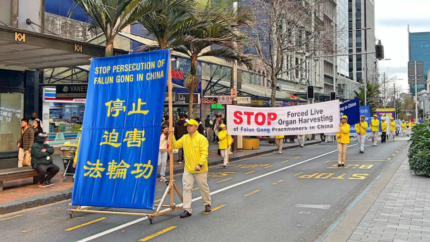 反酷刑日 新西蘭民眾聲援法輪功遊行集會