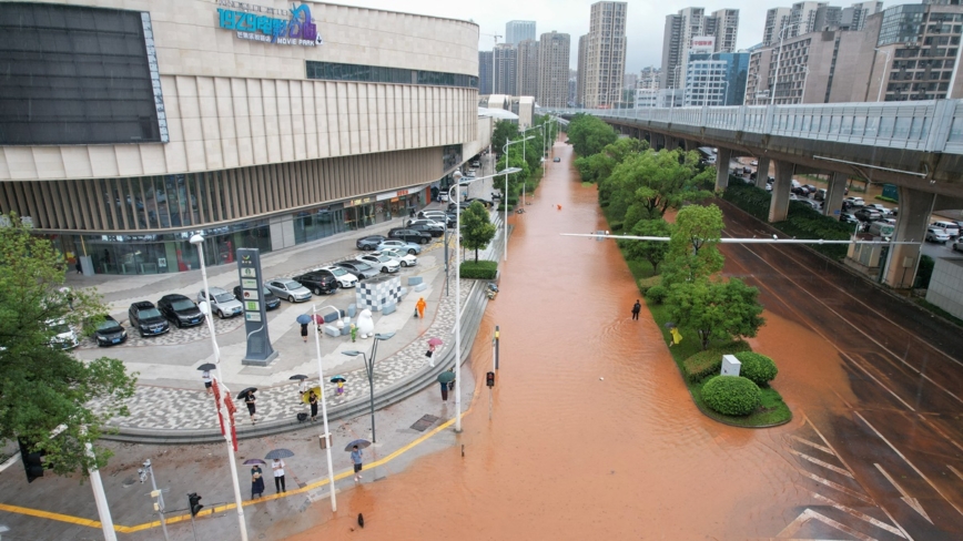 【短訊】長沙淹水 一小時雨量相當於54個西湖