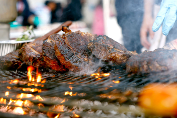 调查：美国独立日 民众BBQ大餐花费将创新高