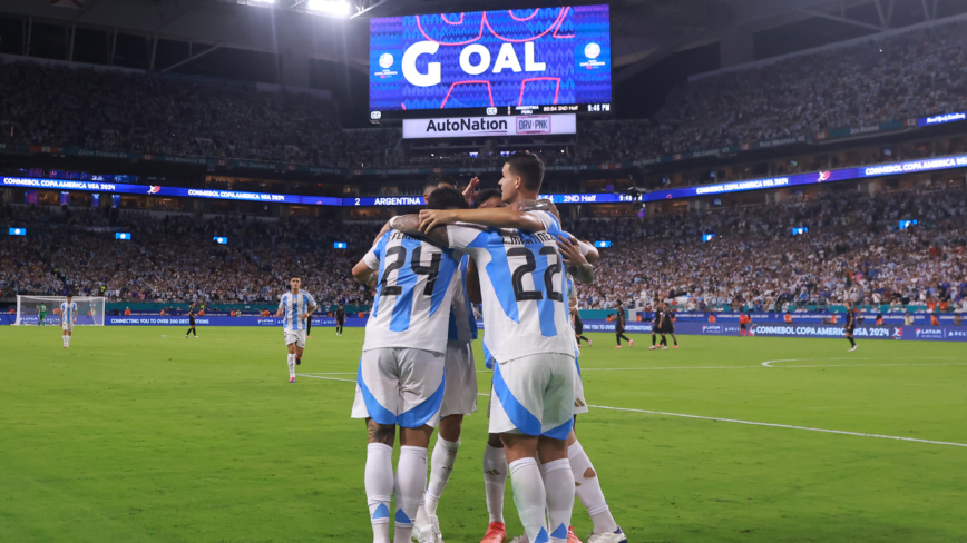 美洲杯：阿根廷头名出线 加拿大首进八强
