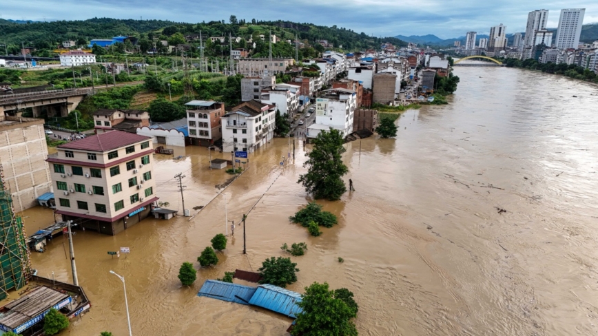 中國多地爆發大洪水 民間質疑官方瞞報傷亡情況