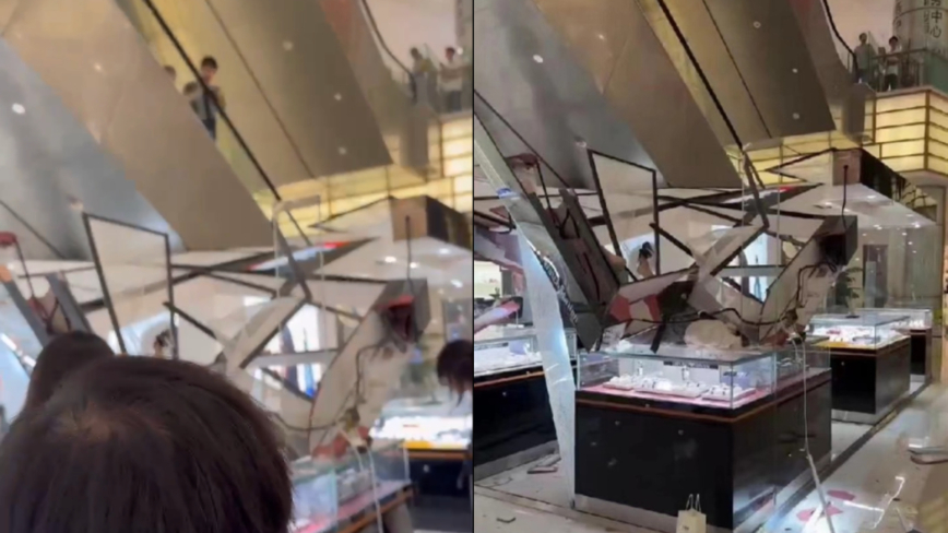 合肥商场内 男子翻越扶手电梯跳楼身亡（视频）