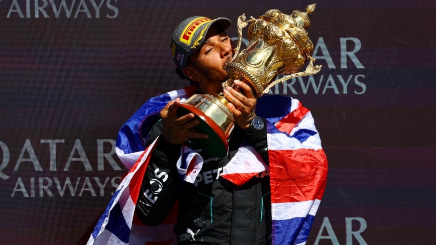 F1英國站：漢密爾頓銀石第9次登頂 創造歷史