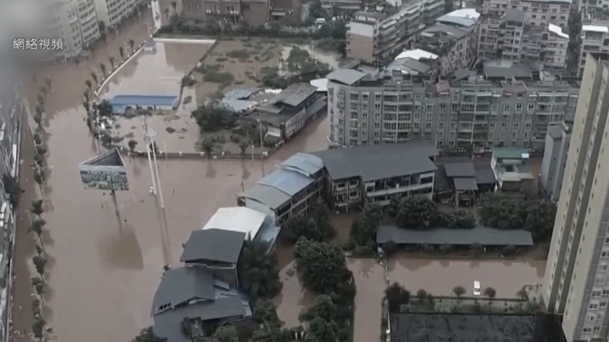 中國南方連遭水患 河南南陽暴雨 高鐵站被淹