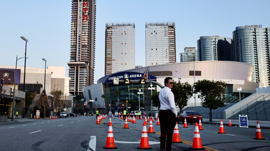 洛杉矶涂鸦大楼泛海广场 可能很快易主