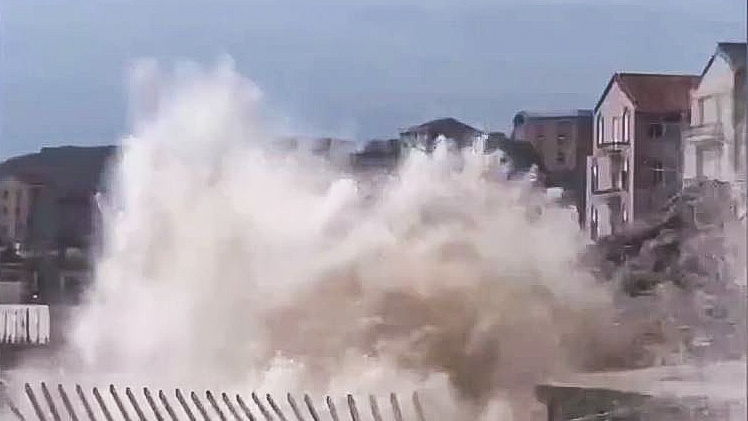 颱風「格美」襲擊中國多地 中共壓熱搜