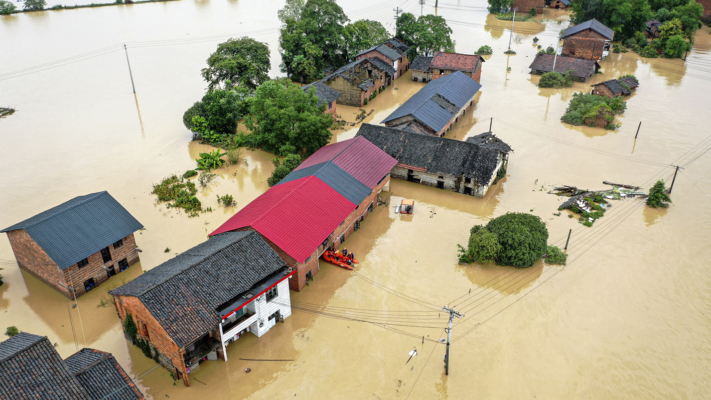 多省持续强降雨 民众生命财产损失惨重