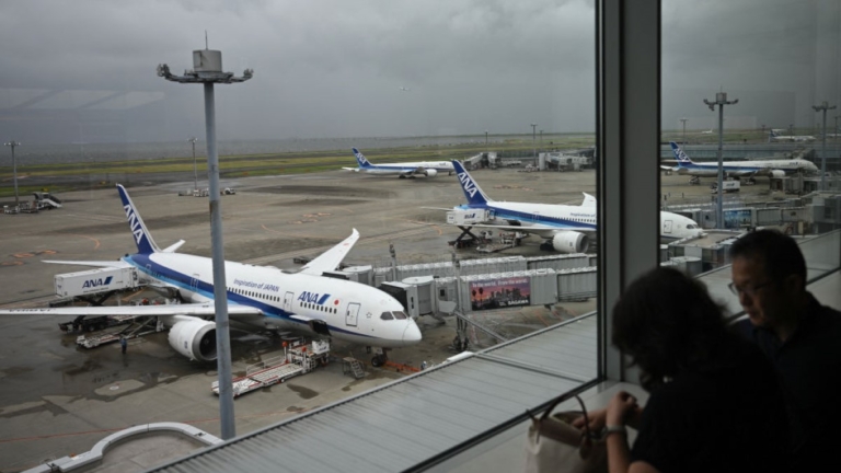 颱風安比來襲 日本千葉進入暴風圈 逾750班機停飛