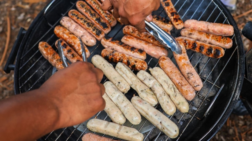 烤肉香藏熱量陷阱 營養師：隔天採輕食減負擔