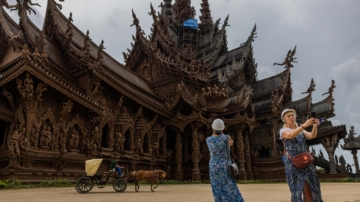 【禁聞】中國中產變窮 海外旅遊捂緊荷包