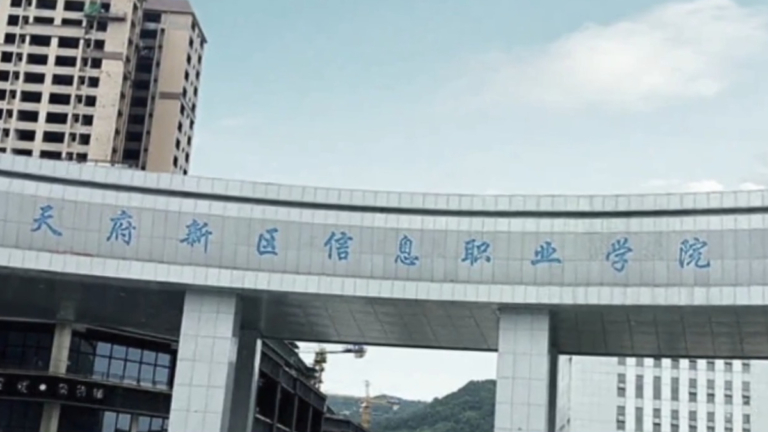 【禁聞】9月27日維權動態 四川一職業學院學生軍訓身亡 家長維權