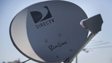 9月30日財經快報 $1併購Dish DirectTV將擁2000萬電視用戶