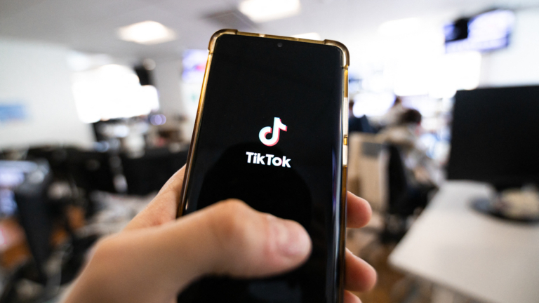 【美國聚焦】TikTok全球裁員數百人 強化自動檢測與人工審查