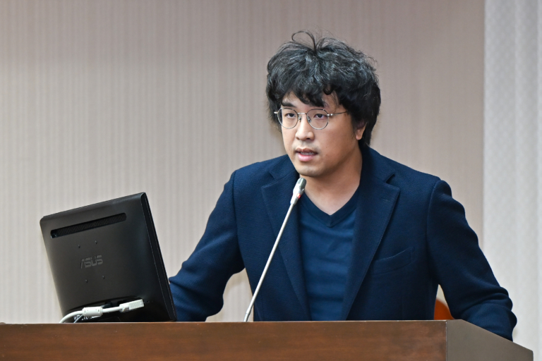 民進黨立委沈伯洋：中共懼台民防推動