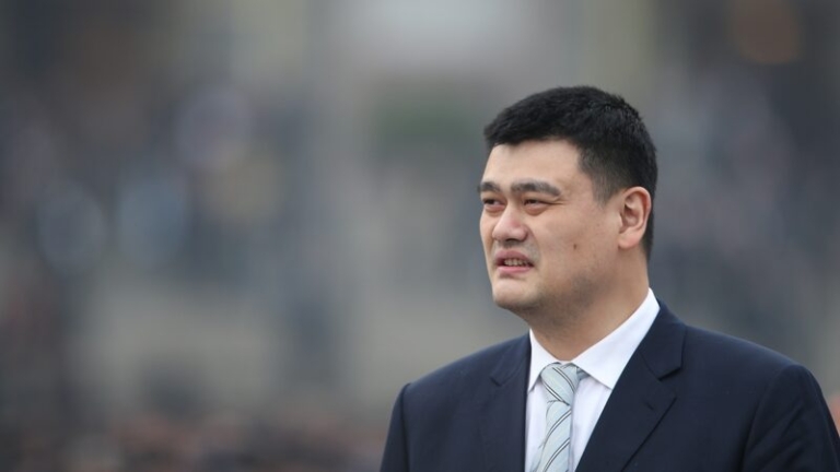 姚明領取NBA養老金話題 衝上大陸熱搜榜