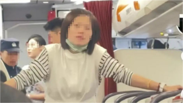 黑龍江女子飛機上大鬧 囂張稱「有背景」視頻熱傳