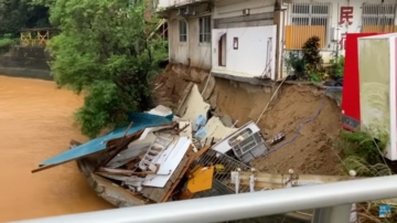 猛烈降雨 日本冲绳北部土石崩落水淹及膝