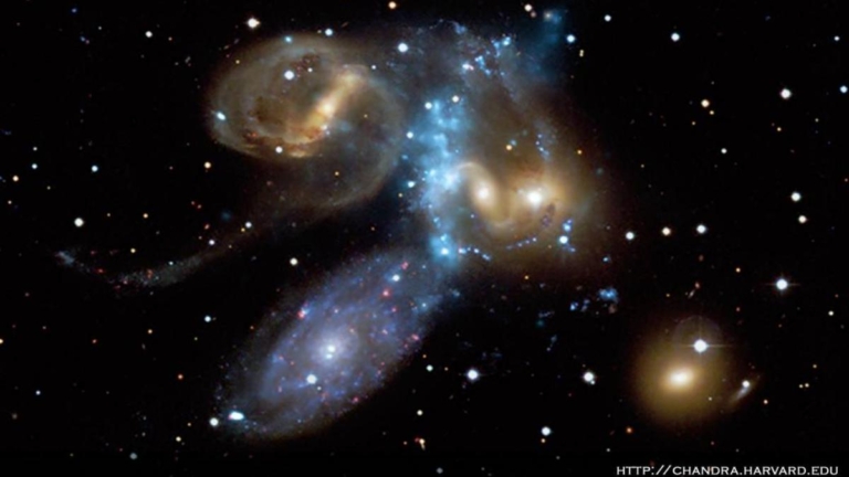 宇宙煙火秀 兩星系以200萬英里時速相撞