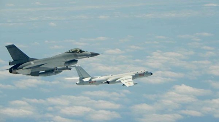 【禁聞】中共軍機艦近逼台灣 規模空前 美國警告