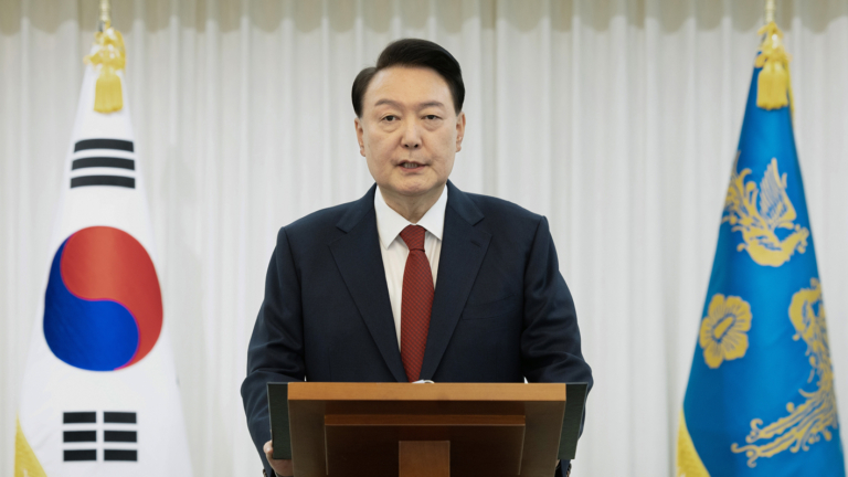 【新聞週刊】韓國戒嚴令風暴延燒 國會通過彈劾總統尹錫悅