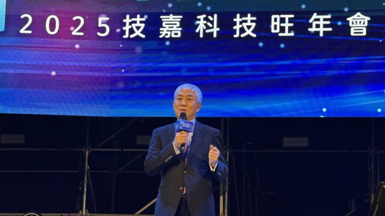 技嘉看地緣政治風險 葉培城：美德大馬設組裝廠