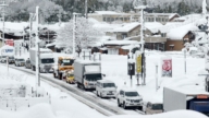 疑路面結凍 日本北海道公路隧道多起事故波及約20車