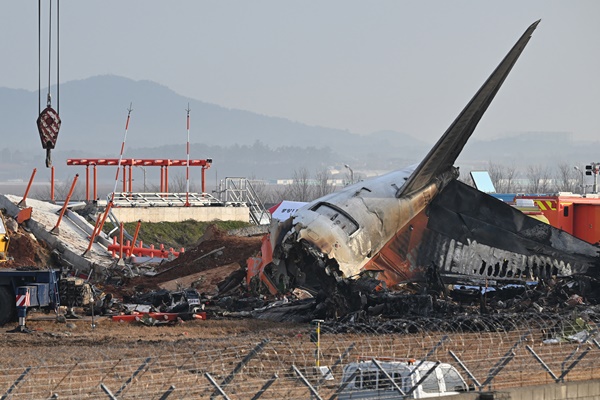 組圖：韓國空難現場畫面曝光 「非常慘烈」