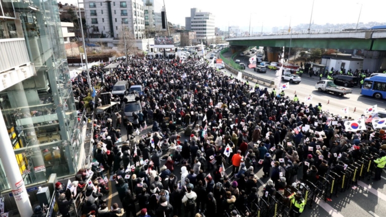 【更新】對峙5小時半 韓檢警放棄逮捕尹錫悅