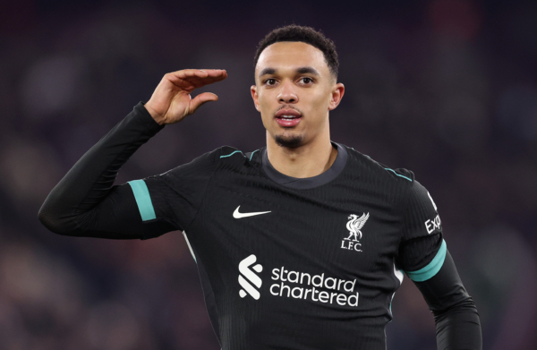 LONDON, ENGLAND - DECEMBER 29: Trent Alexander-Arnold of Liverpool celebrates scoring his team's fourth goal during the Premier League match between West Ham United FC and Liverpool FC at London Stadium on December 29, 2024 in London, England. 