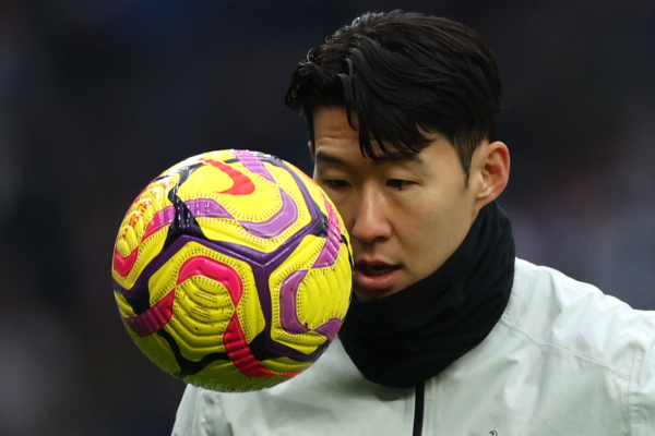 Tottenham Hotspur's South Korean striker #07 Son Heung-Min warms up ahead of the English Premier League football match between Tottenham Hotspur and Newcastle United at the Tottenham Hotspur Stadium in London, on January 4, 2025. (Photo by Adrian Dennis / AFP) / RESTRICTED TO EDITORIAL USE. No use with unauthorized audio, video, data, fixture lists, club/league logos or 'live' services. Online in-match use limited to 120 images. An additional 40 images may be used in extra time. No video emulation. Social media in-match use limited to 120 images. An additional 40 images may be used in extra time. No use in betting publications, games or single club/league/player publications. / 