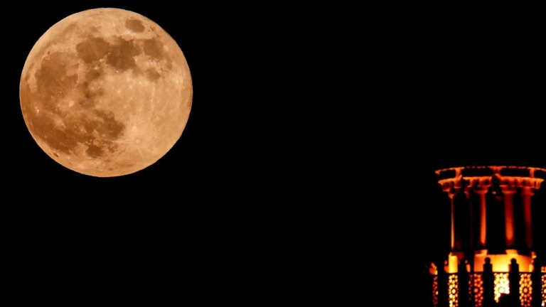 今年首個滿月與火星相遇 如何觀賞一文看懂