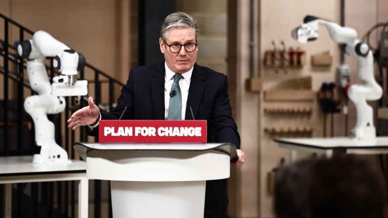 英首相宣布新戰略 打造AI超級大國