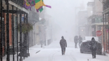 美南罕见暴风雪 至少12亡 降雪量破百年纪录