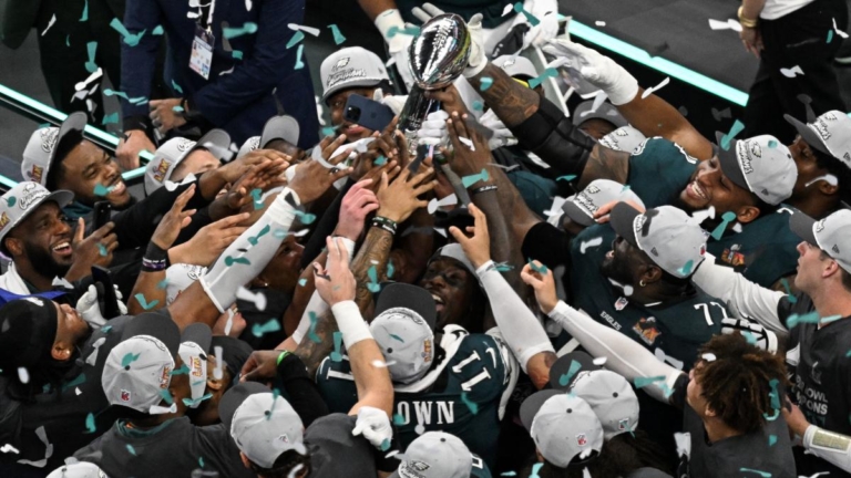 第59屆超級碗 老鷹隊戰勝酋長隊奪冠