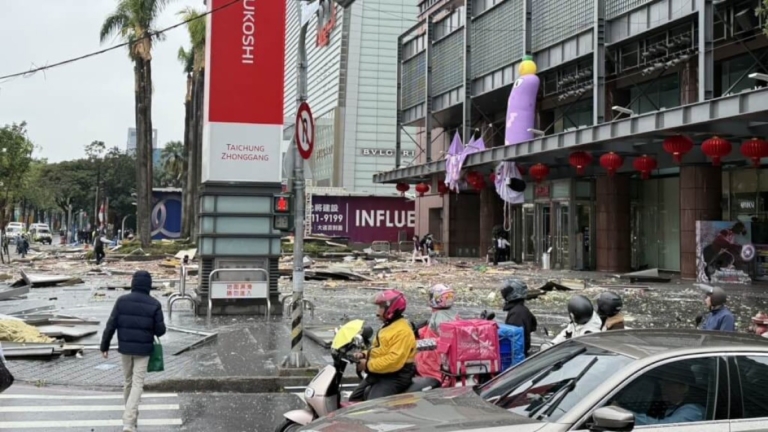 台中新光三越氣爆釀5死 瓦斯釀禍現場有菸蒂等證據