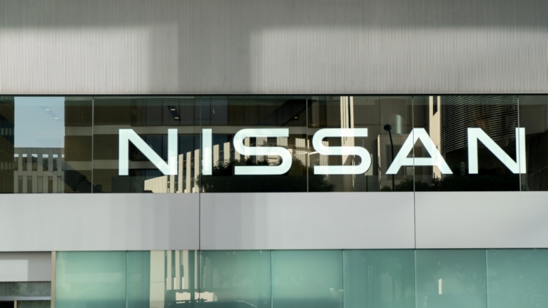 【財經100秒】取消與本田合併後 傳日產汽車尋求Tesla投資