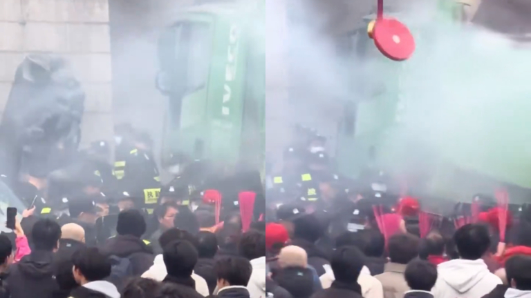 福建「遊神」遇阻 村民點鞭炮炸跑警察（視頻）