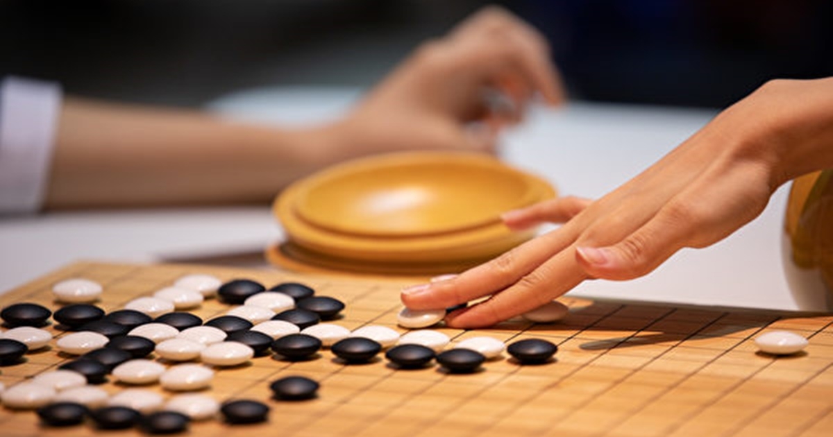 中國19歲女棋士用AI作弊 被撤銷段位禁賽8年 | 圍棋 | 秦思玥 | 人工智慧 | 新唐人电视台