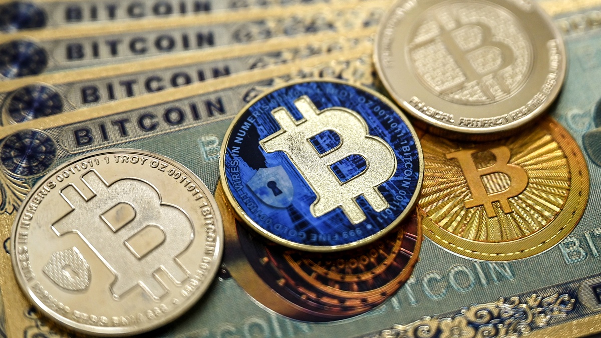 财经简讯】被列入战略储备比特币大涨20% | 本田| 黄金| PMI | 新唐人电视台