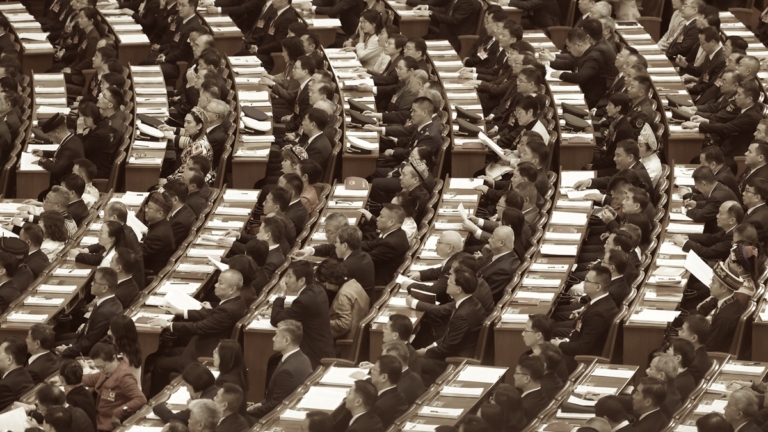 【禁聞】貿易戰陰影籠罩 中共兩會如何救經濟?