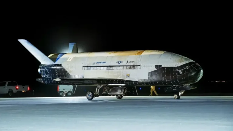 遨遊太空434天 美國太空軍神祕飛機成功返地