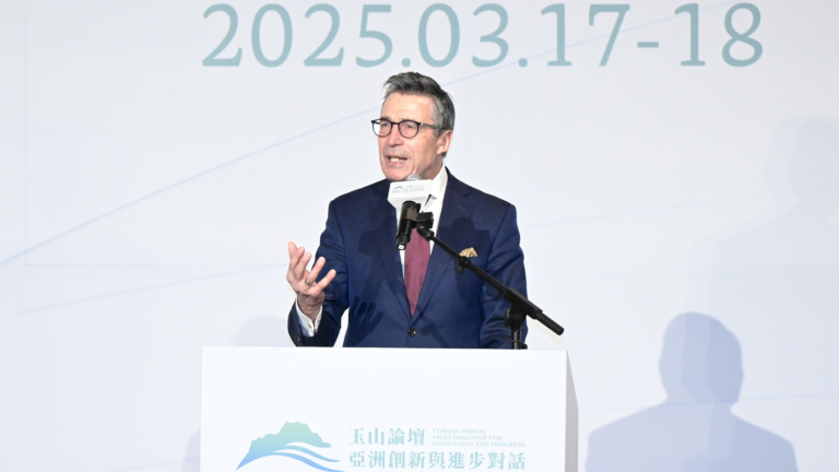 北約前祕書長：歐洲必須轉變觀念