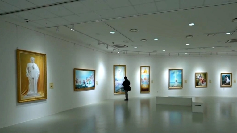 「真善忍」美術展韓國舉辦 帶給人希望與光明
