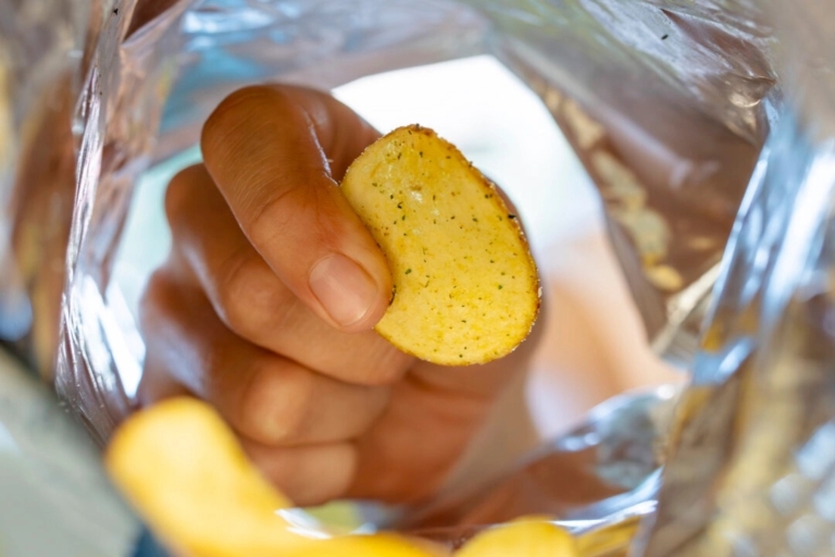研究揭「狂吃」這類食物有損大腦和代謝功能