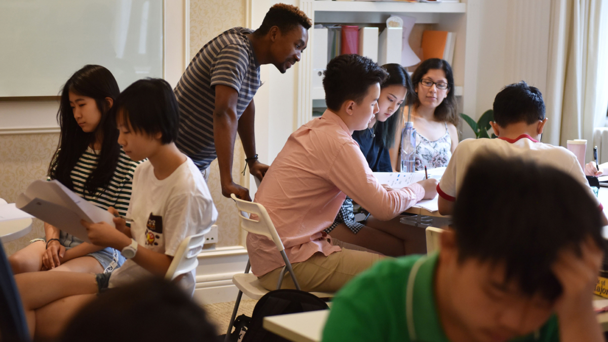 【禁闻】英媒：留英中国学生 须申报与中共关系