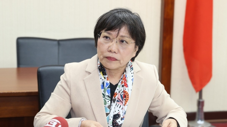 2陸配涉武統言論限期離境 台內政部長：1人仍在猶豫