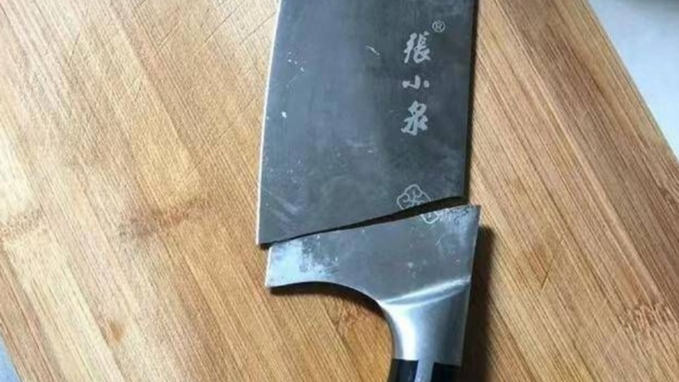 老字號張小泉被執行31億 「拍蒜斷刀」再成話題
